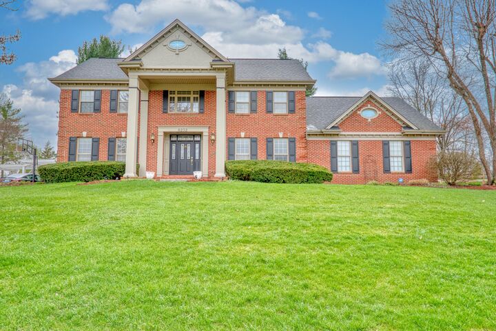 8232 Woodcreek Drive  Florence KY 41042 photo