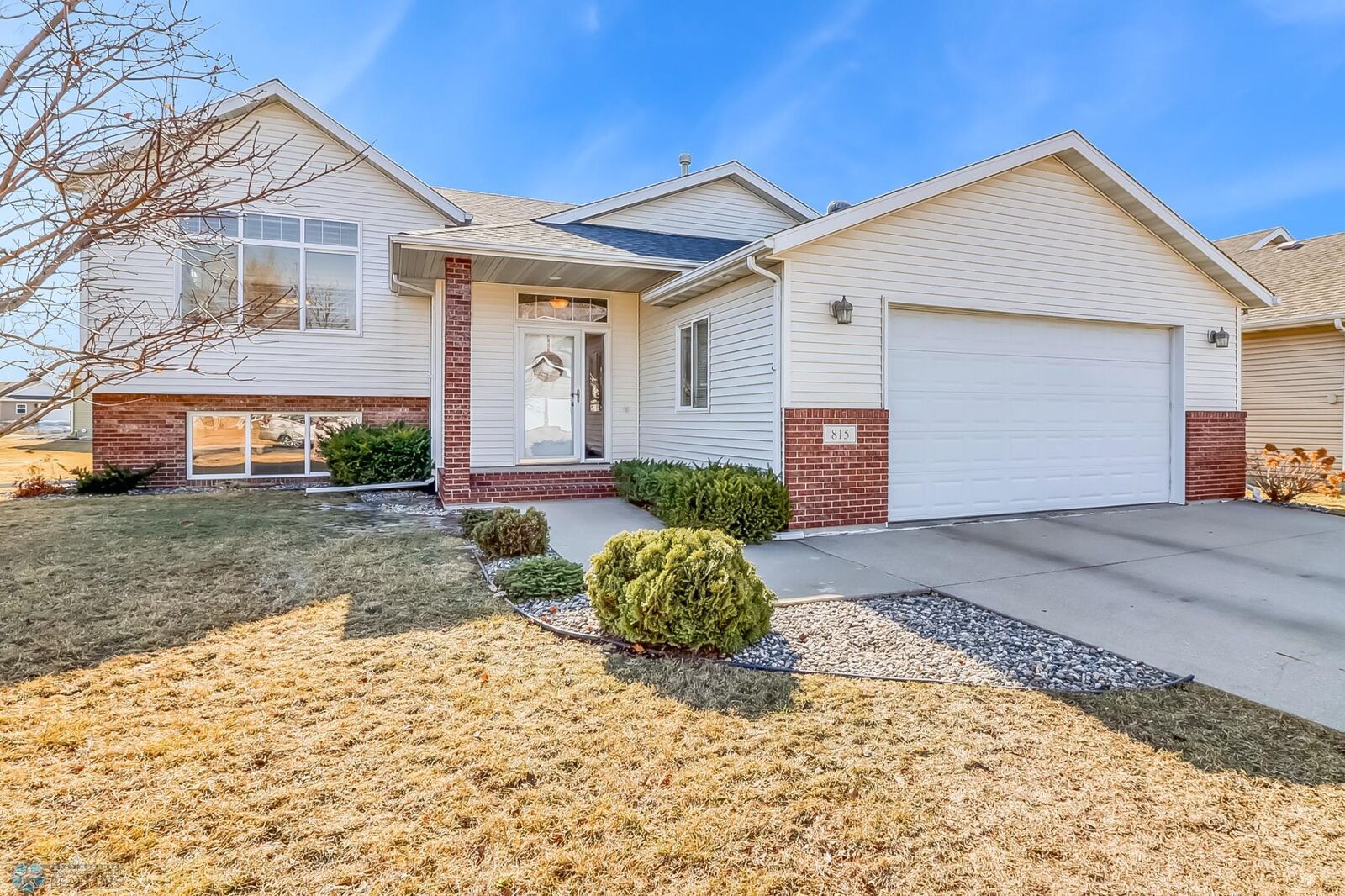 Property Photo:  815 16th Avenue W  ND 58078 