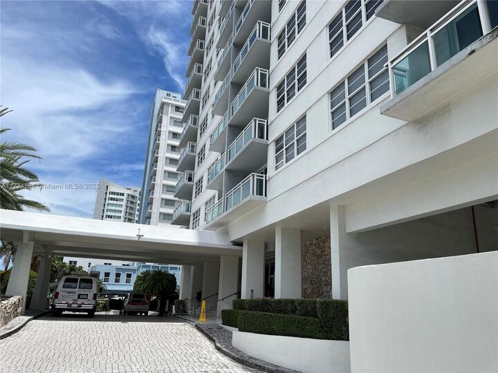 6917 Collins Ave 1008  Miami Beach FL 33141 photo