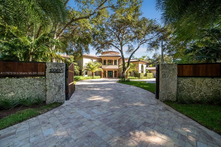 10061 SW 60th Ct  Pinecrest FL 33156 photo