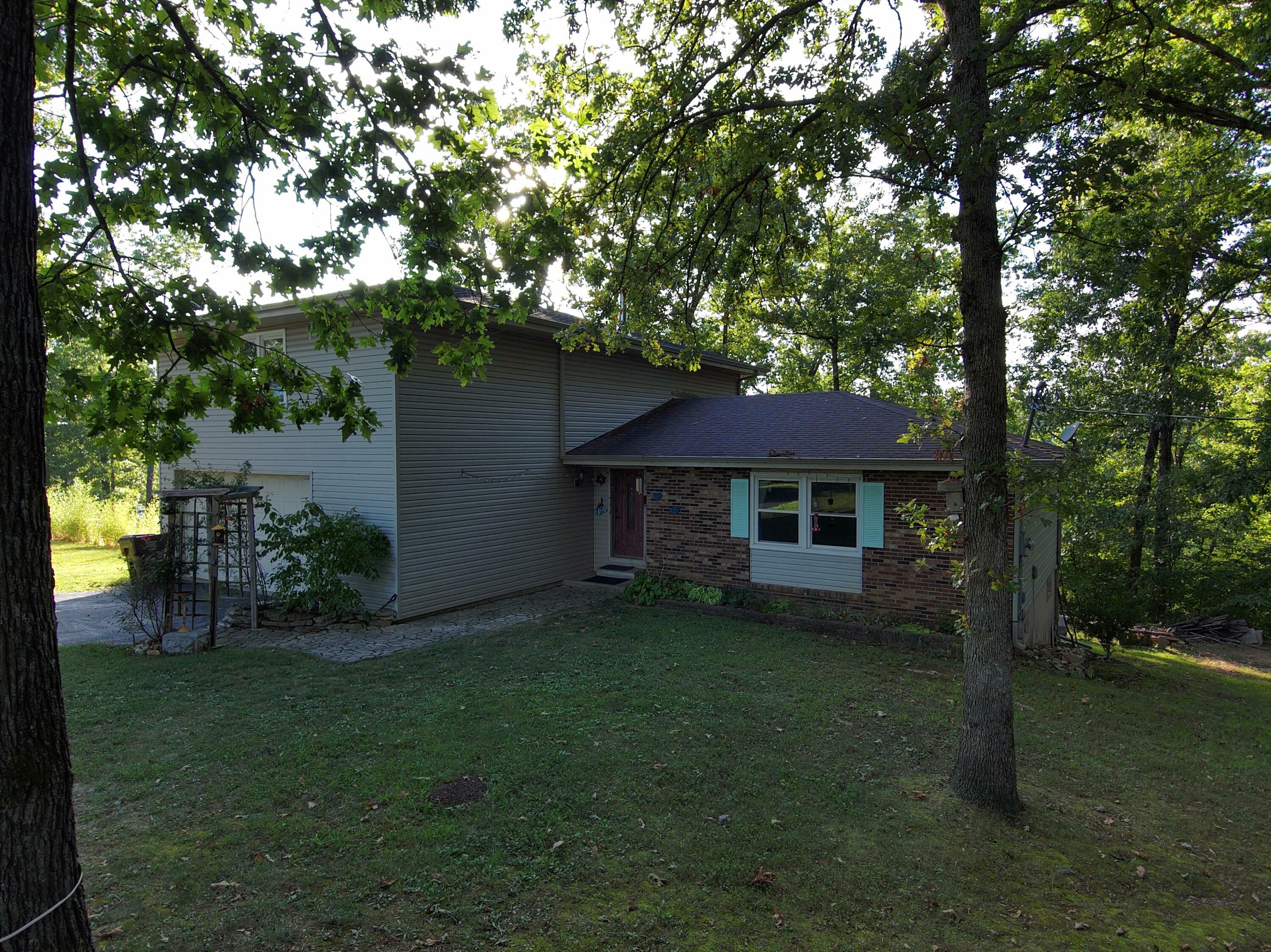 Property Photo: 2489 Logan Ridge Road MO 65721