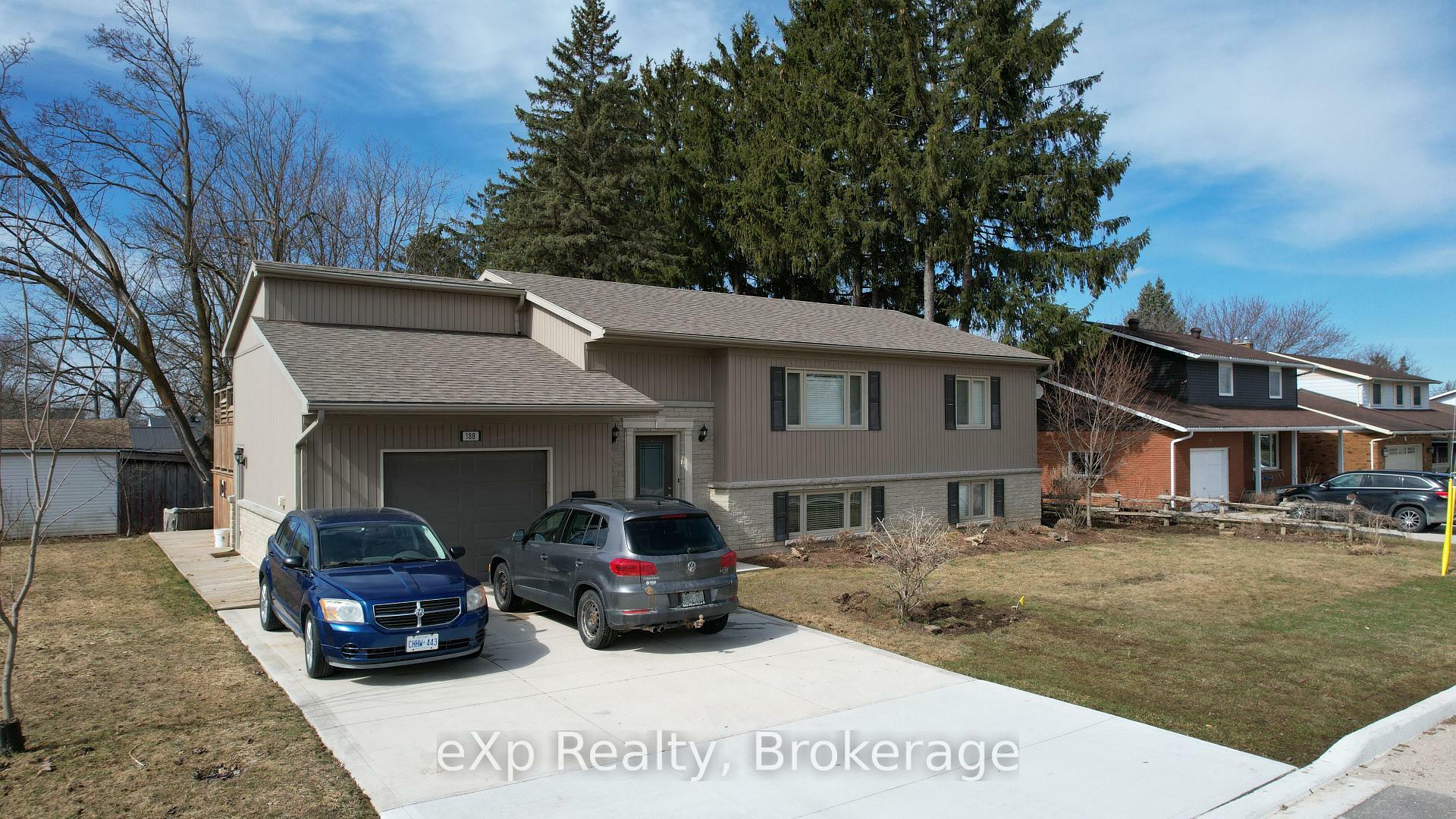 Property Photo: 188 12th Avenue ON N4N 1T8