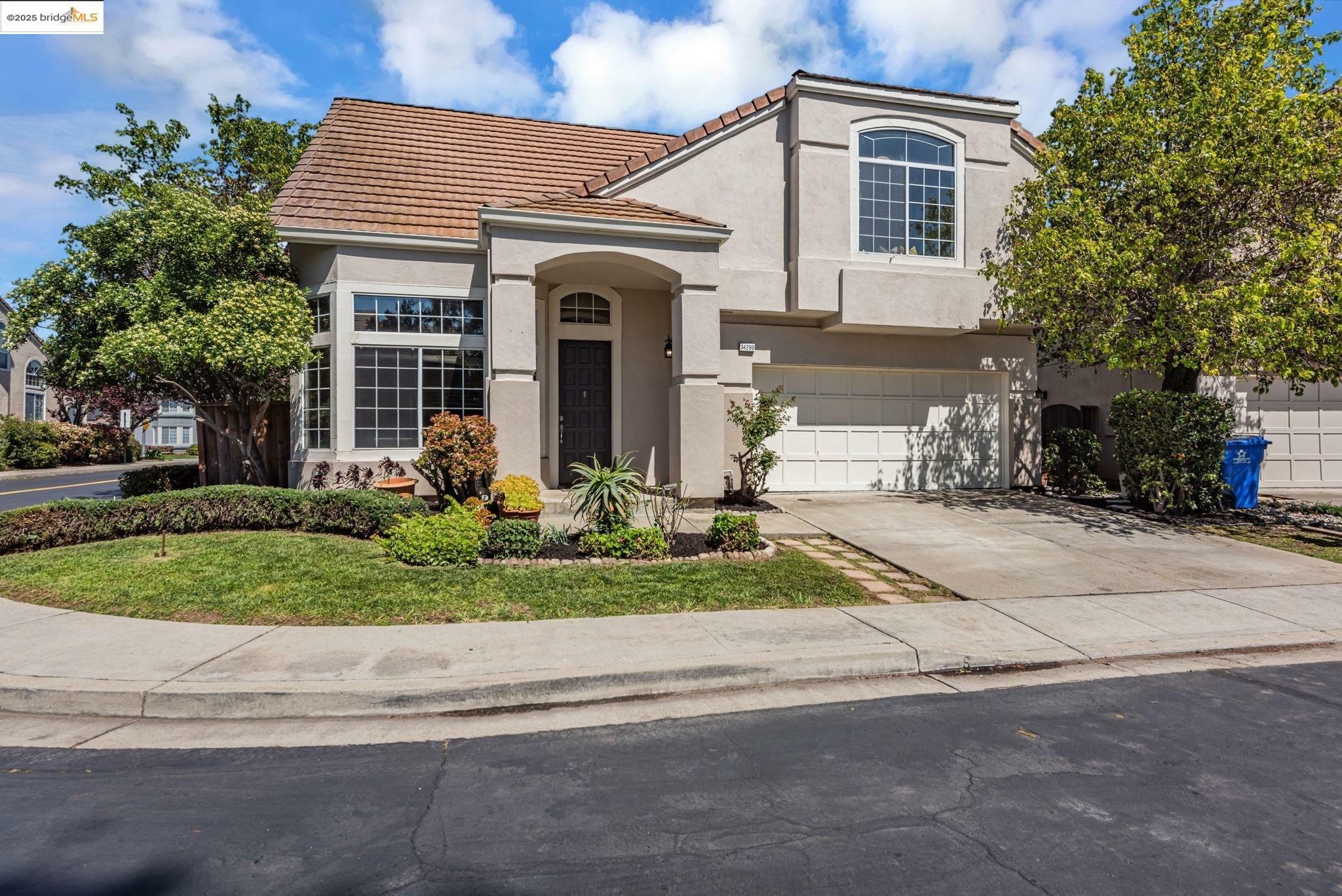 Property Photo: 34299 Eucalyptus Ter CA 94555
