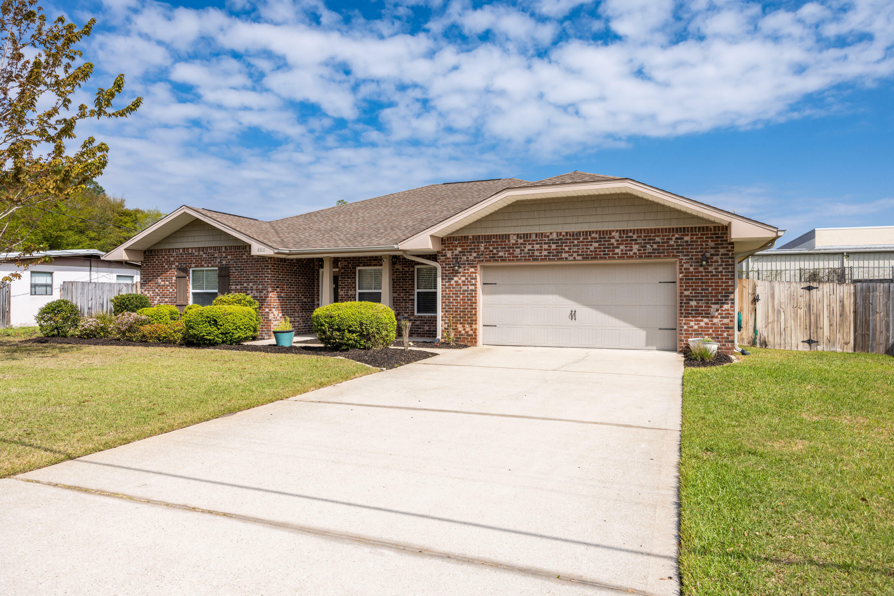 Property Photo: 800 Bryn Mawr Boulevard FL 32569