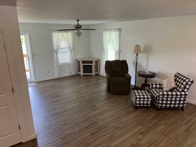 Property Photo: 127 Calhoun St WV 24910