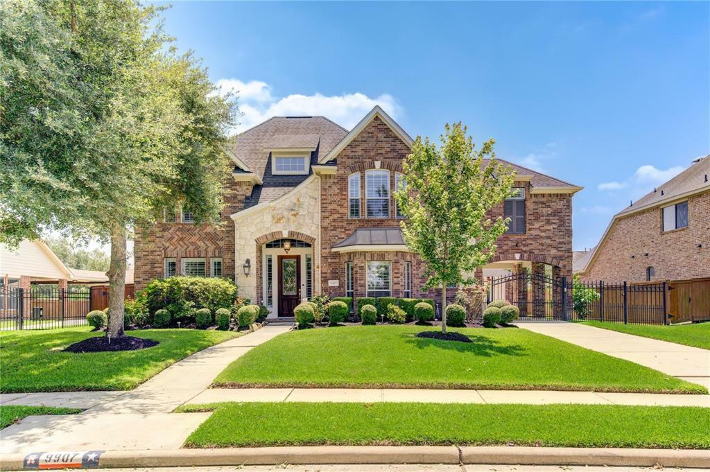 Property Photo: 9907 Rollinson Park Drive TX 77379