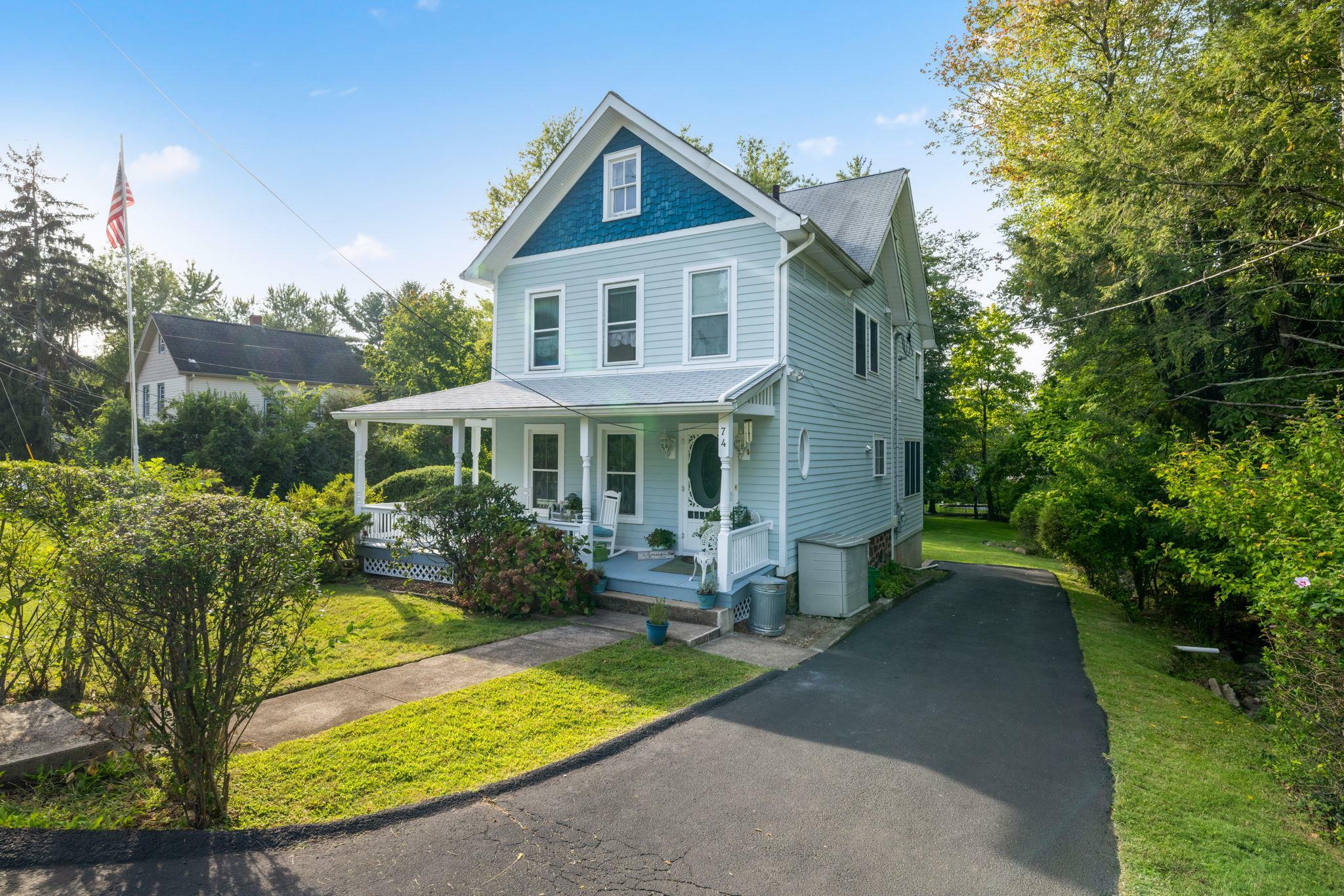 74 Lake Road  Valley Cottage NY 10989 photo