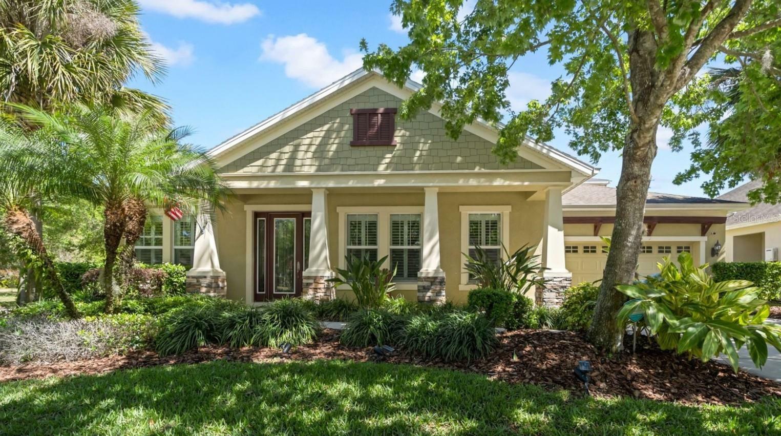 Property Photo: 15902 Oakleaf Run Drive FL 33547