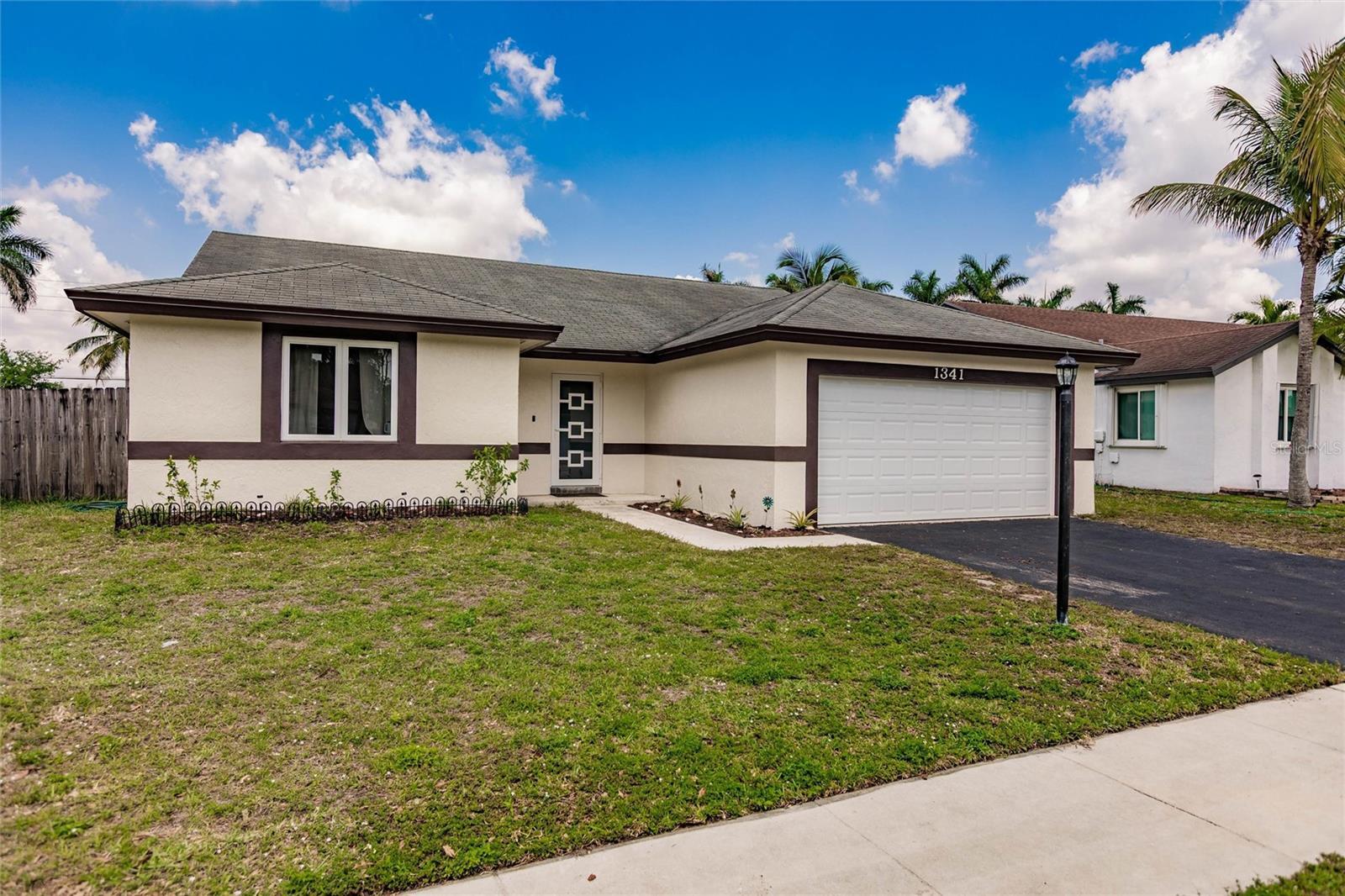 Property Photo: 1341 SW 151st Way FL 33326