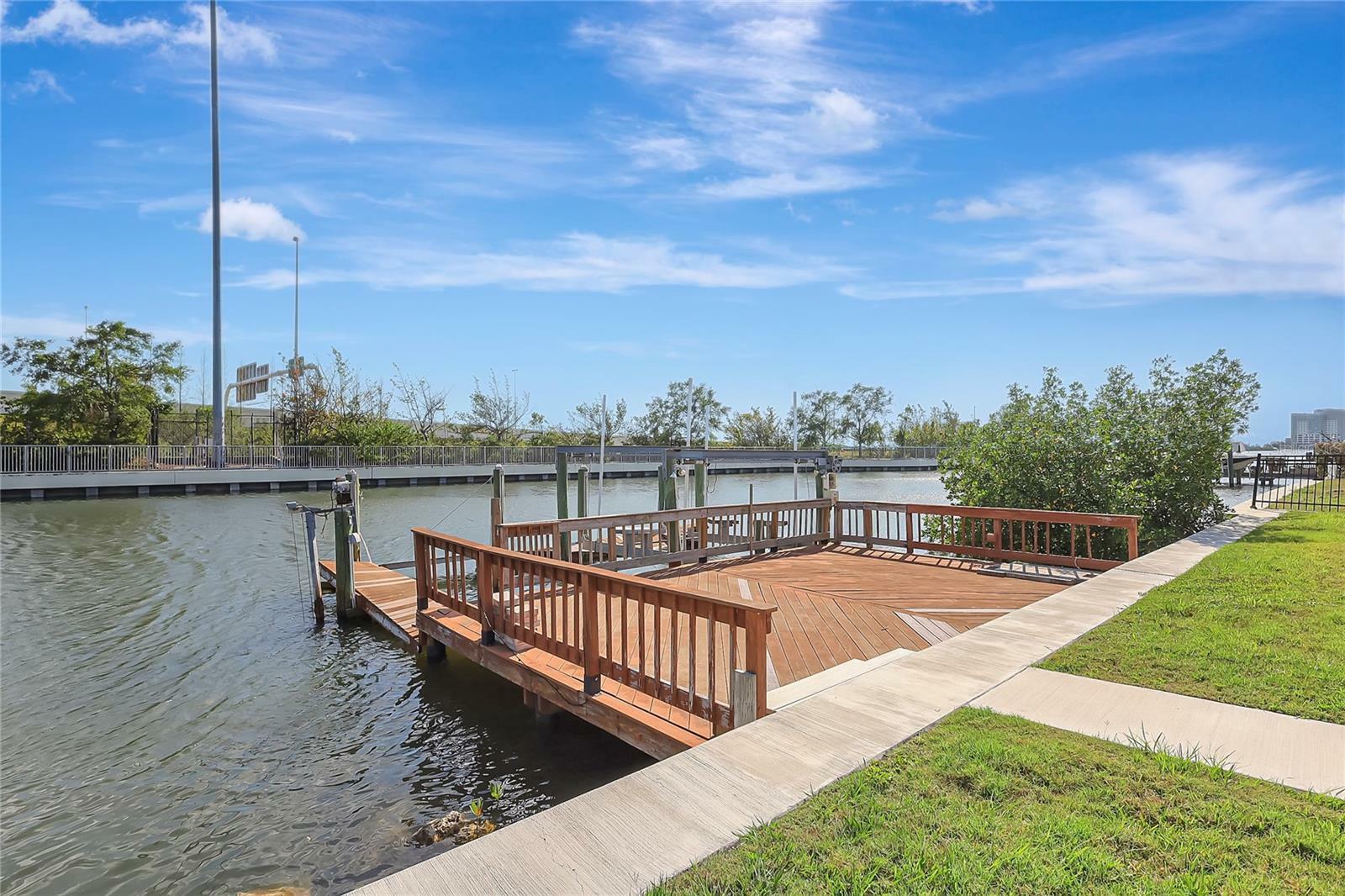 Property Photo: 3901 E Eden Roc Circle FL 33634