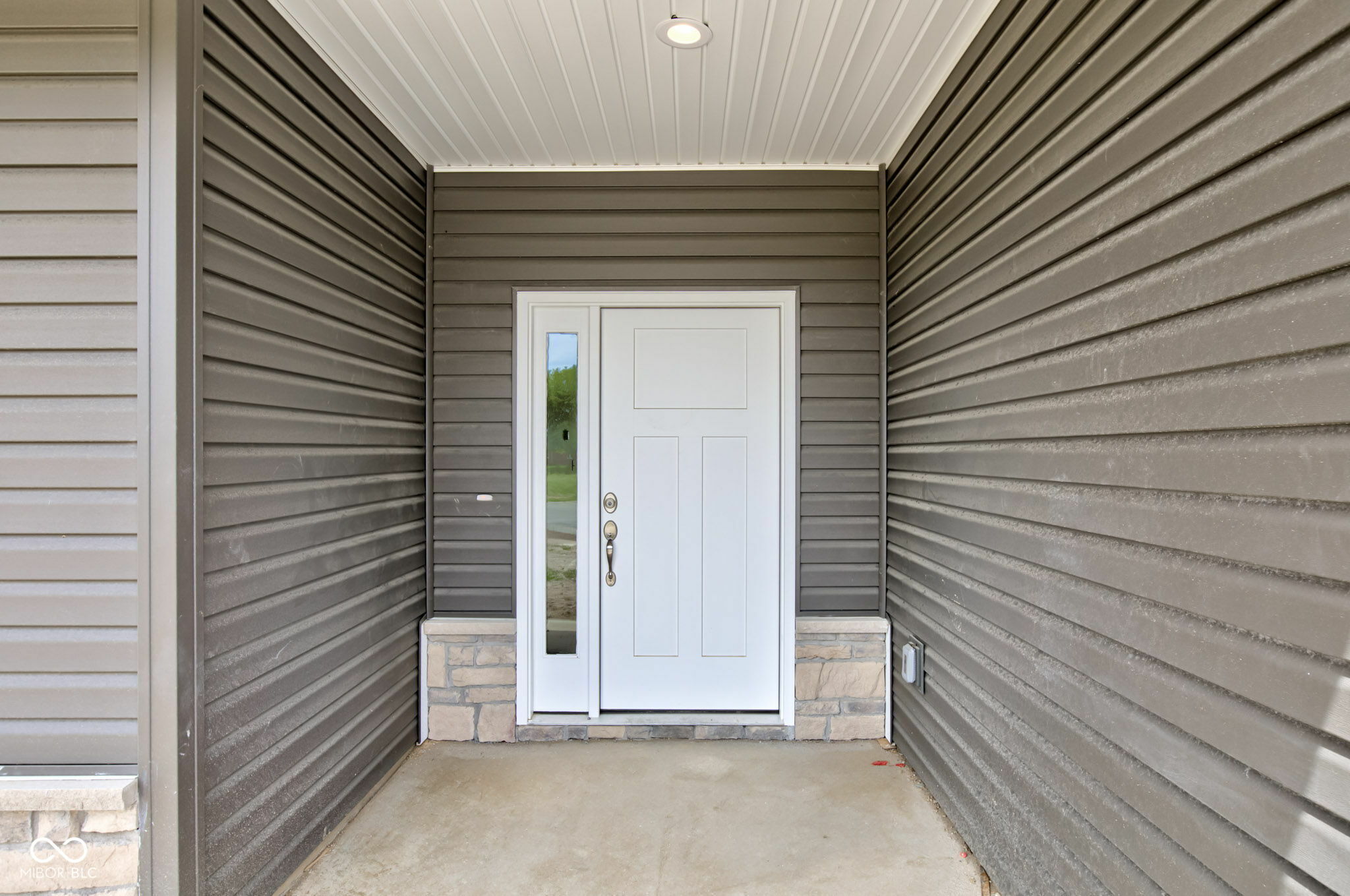 Property Photo: 9182 Mulligan Court IN 46036
