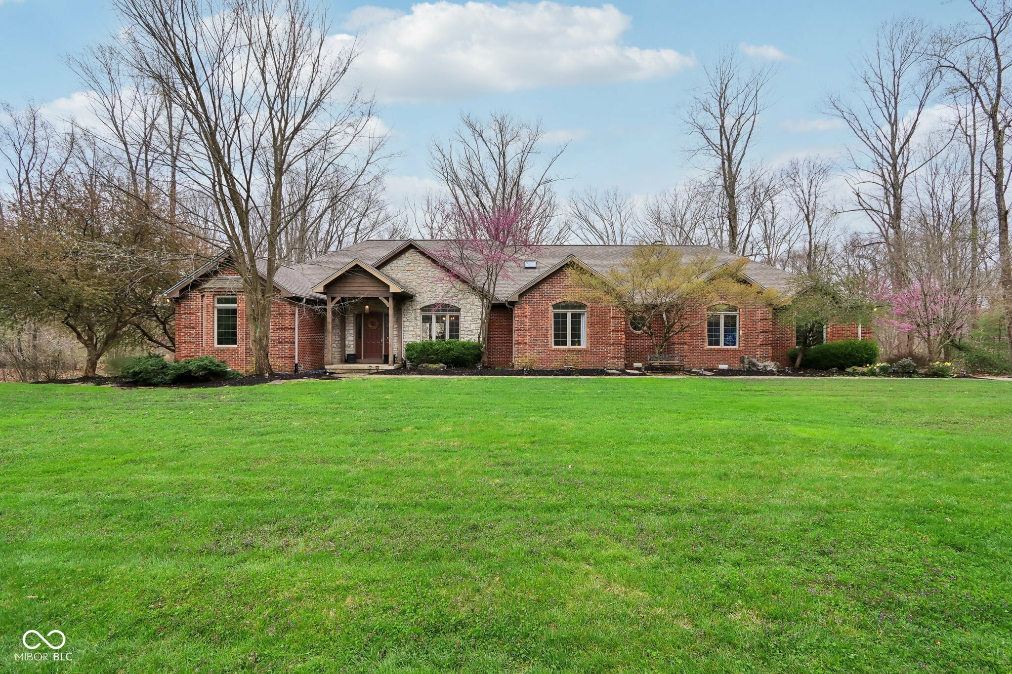 Property Photo: 5634 Normandie Court IN 47401
