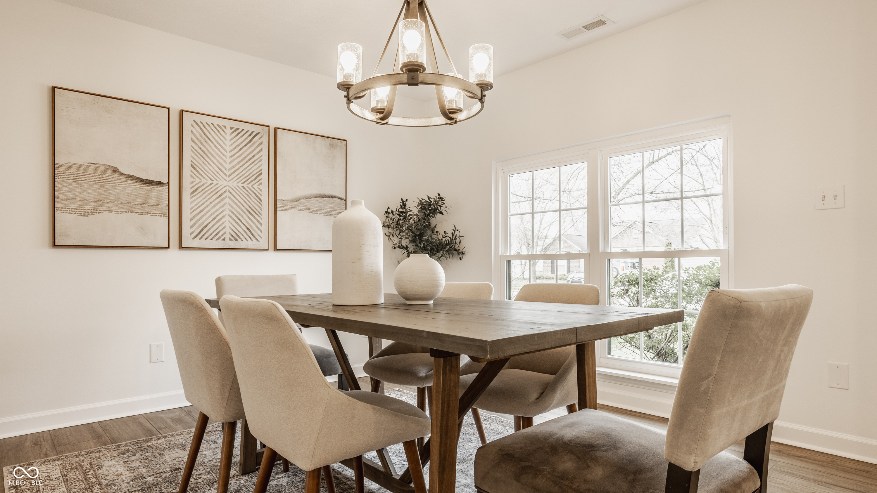 Property Photo: 6733 Dorchester Drive IN 46077
