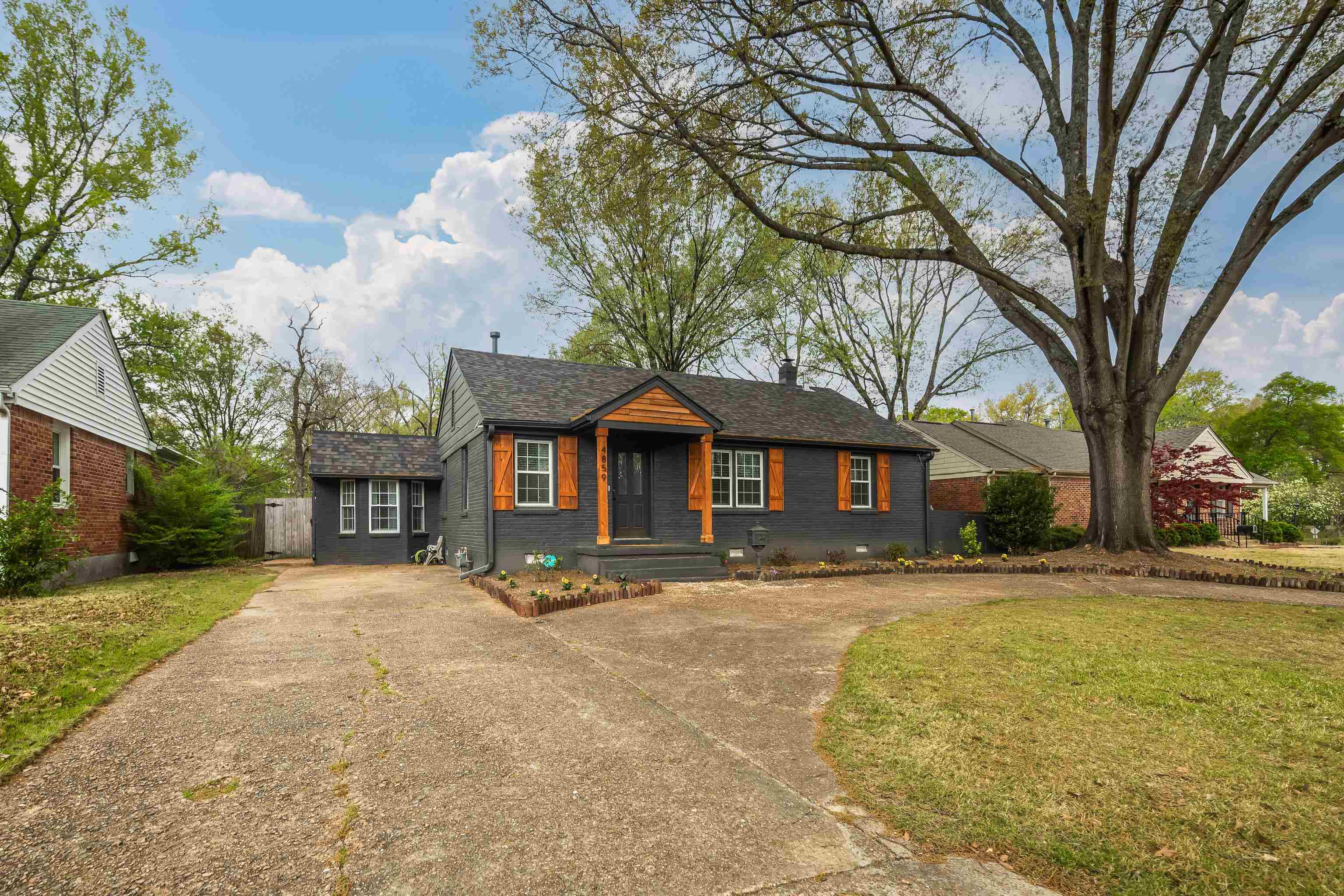 4859 Spottswood Ave  Memphis TN 38117 photo