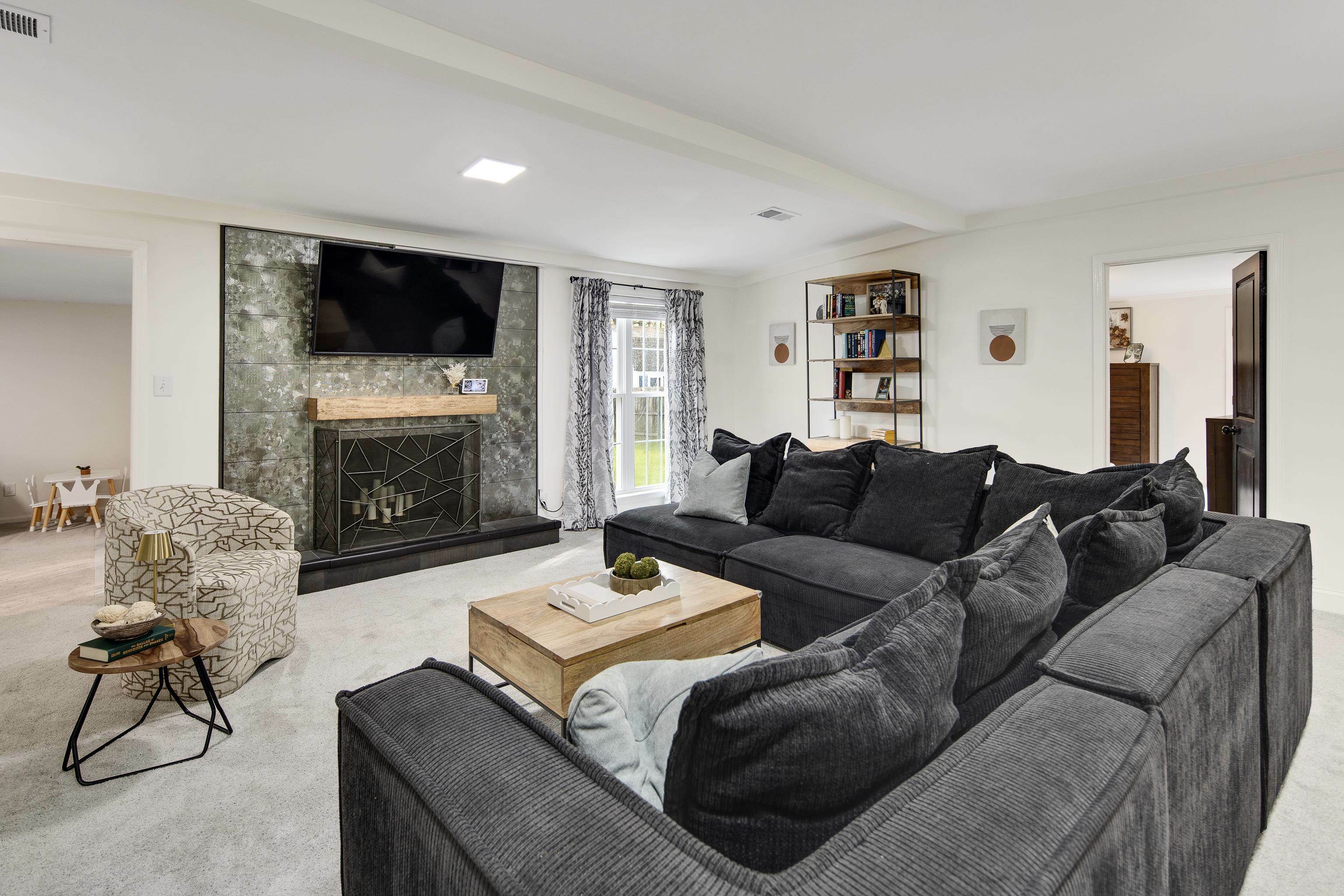 Property Photo:  4859 Spottswood Ave  TN 38117 
