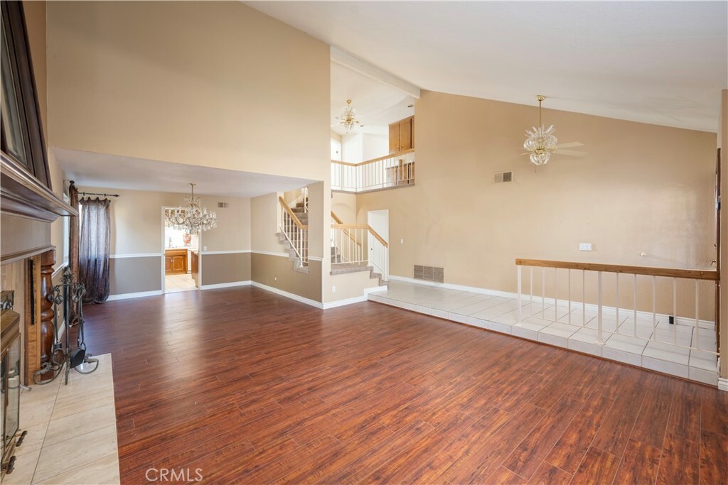 Property Photo: 28010 Ellis Court CA 91350