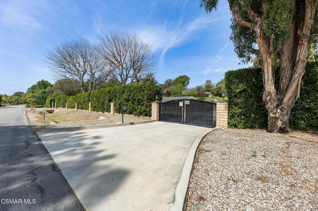 Property Photo: 155 Ramona Place CA 93010