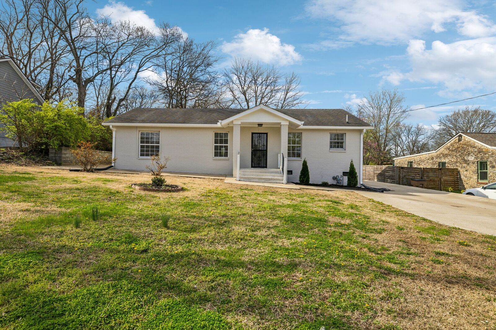 Property Photo:  150 Dellway Dr  TN 37207 