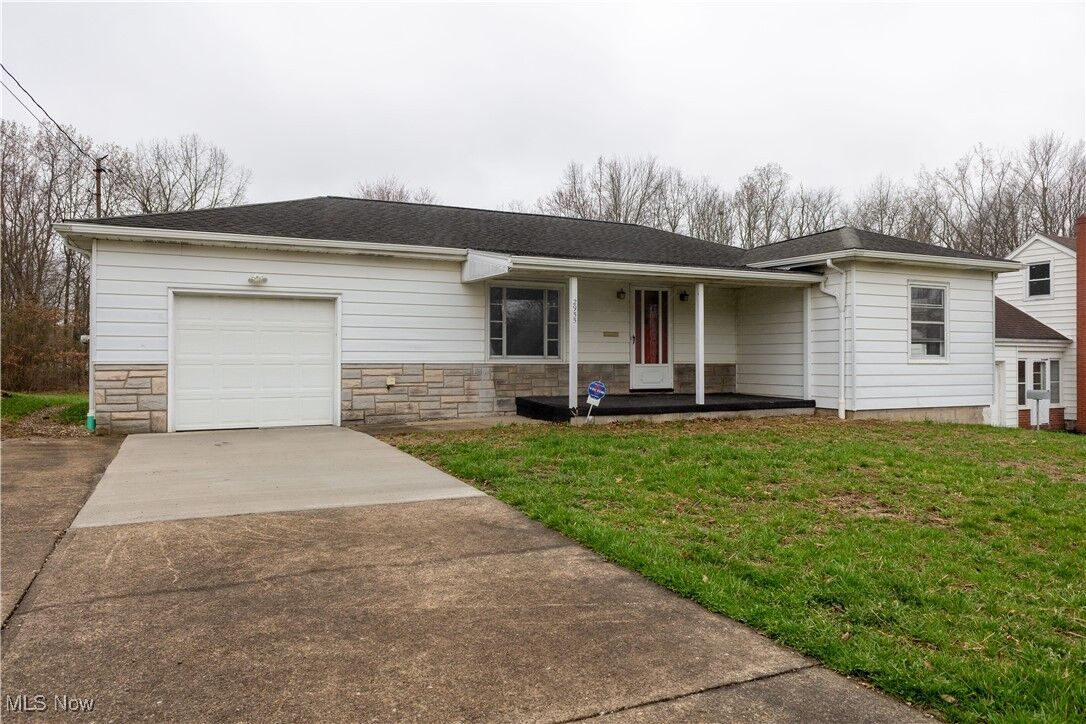 Property Photo:  2955 Noel Drive  OH 44509 