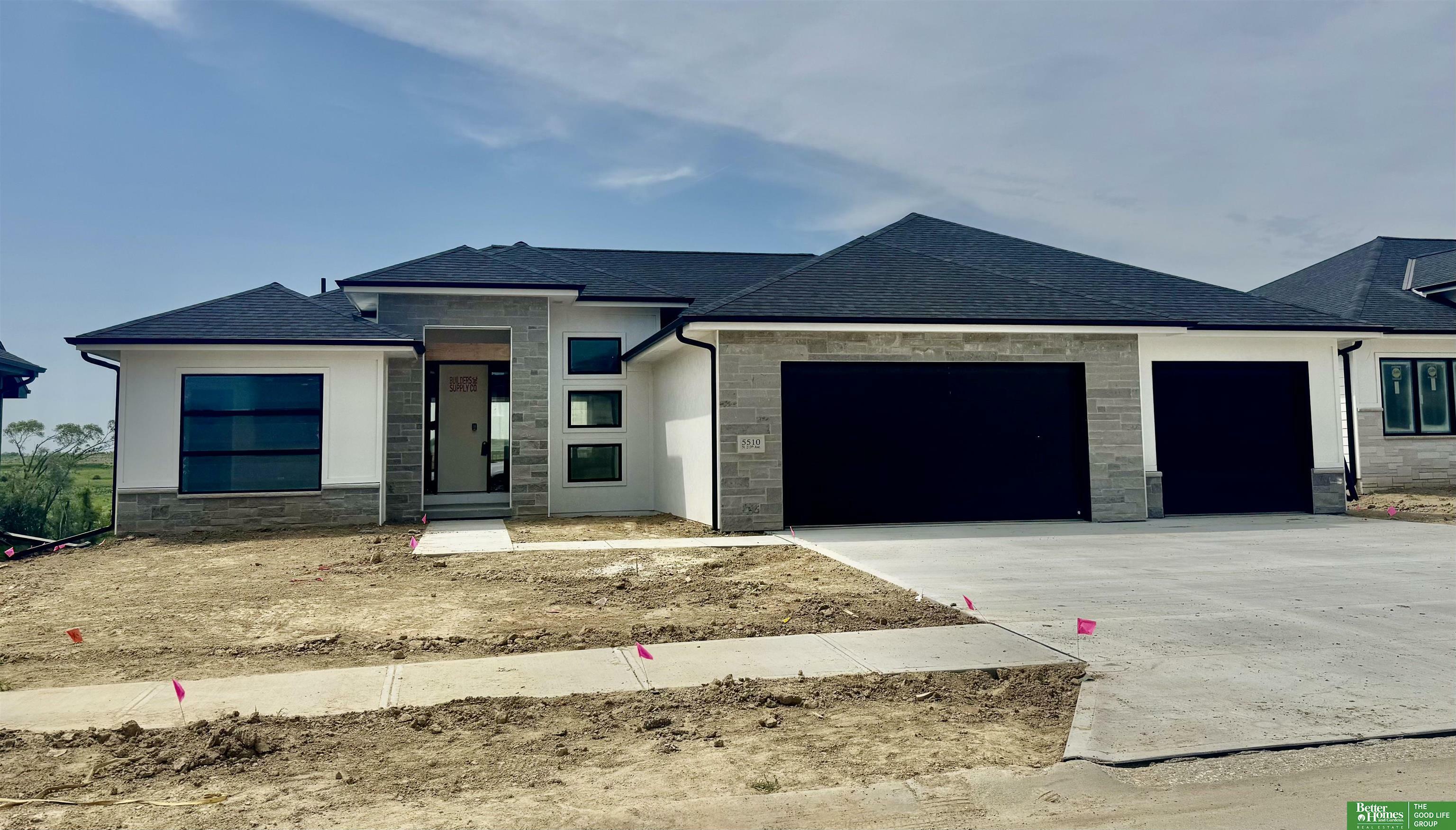Property Photo: 5510 N 213th Avenue NE 68022