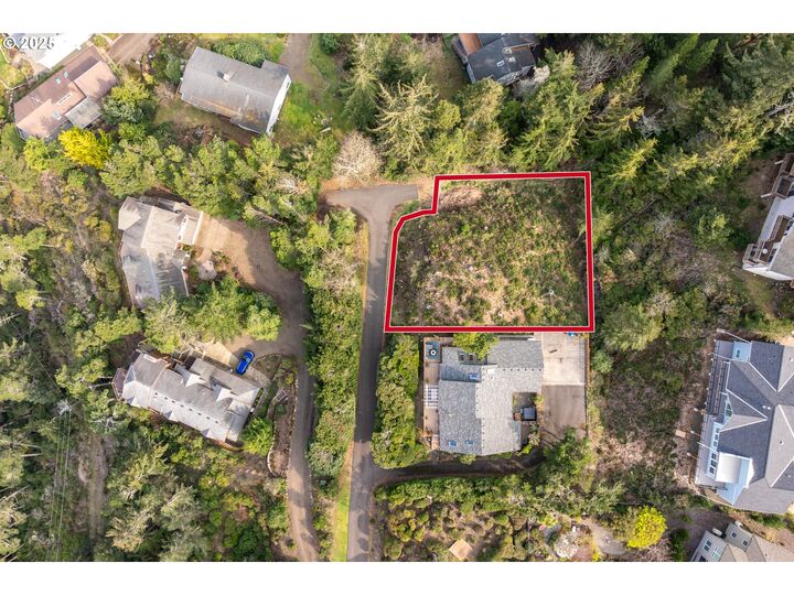 Property Photo:  Pinewood  OR 97134 