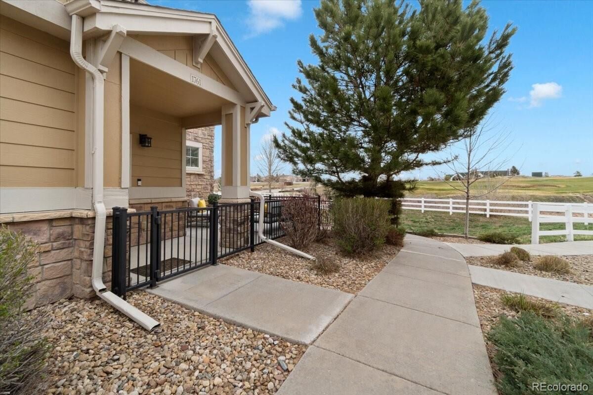Property Photo: 1761 S Buchanan Circle CO 80018