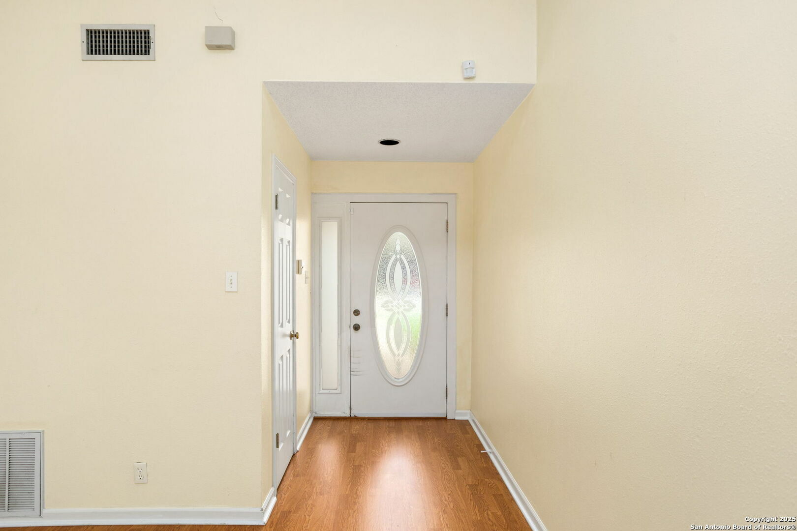 Property Photo: 5614 Timber Hawk TX 78250