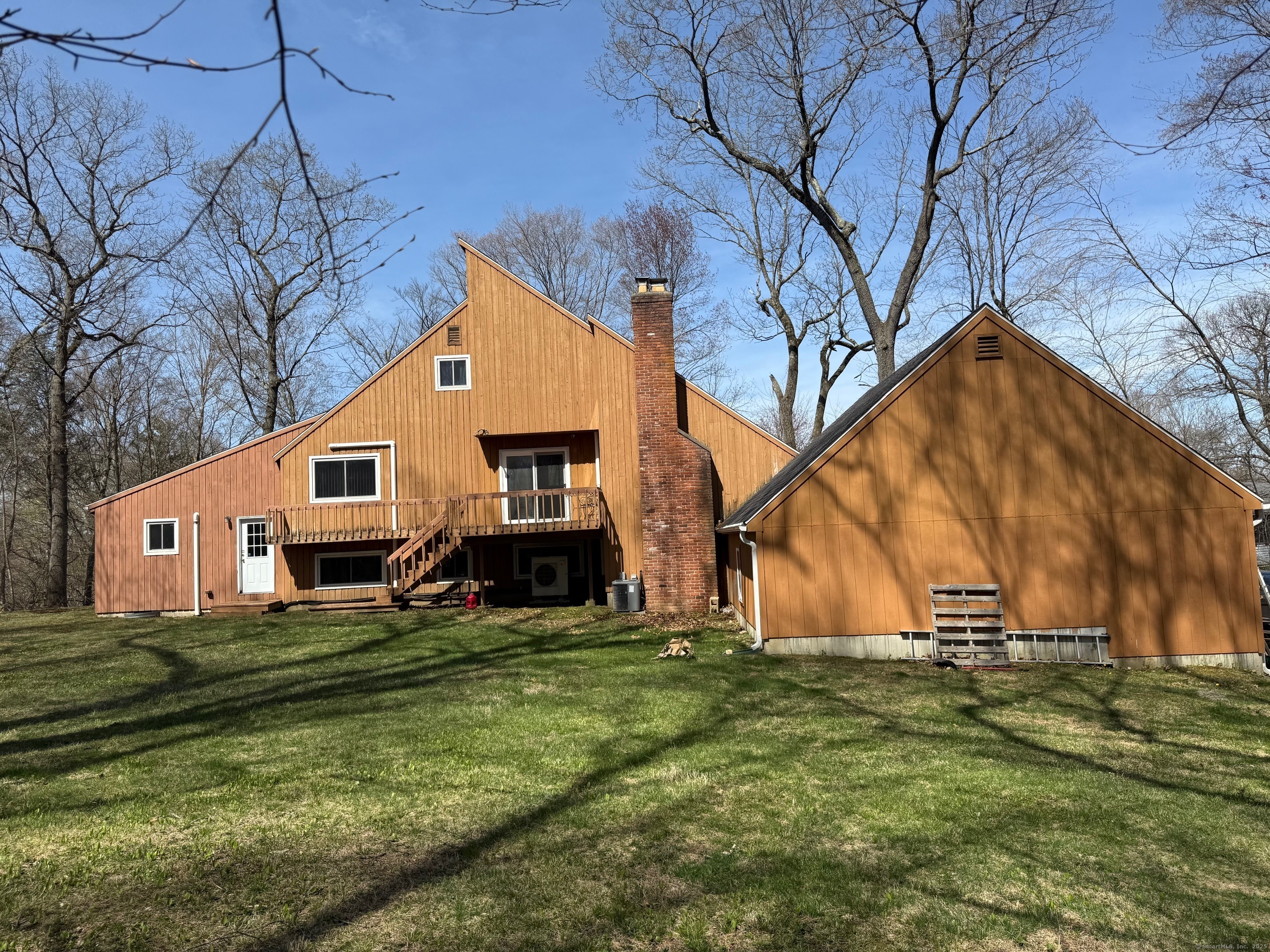 953 Rainbow Trail  Orange CT 06477 photo