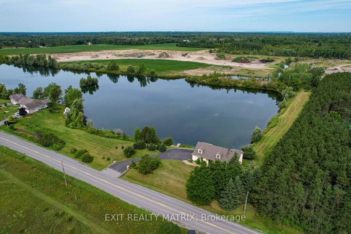 Photo de la propriété: 2158 Old Prescott Road ON K4P 1L9