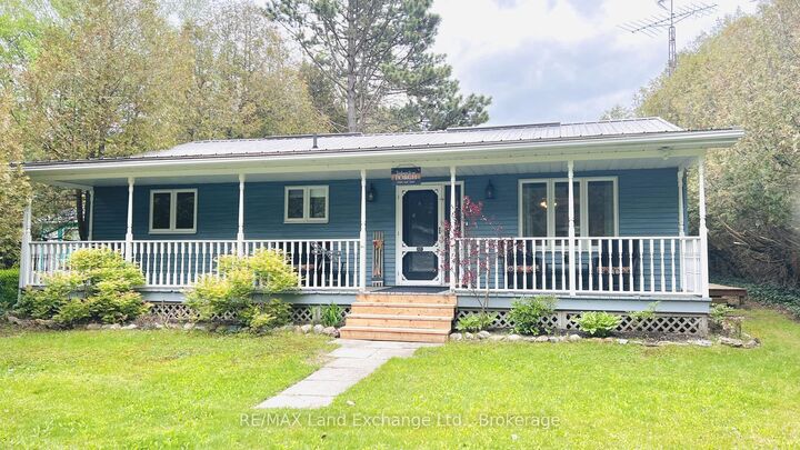 304 Maple Street  Huron-Kinloss ON N2Z 2X3 photo