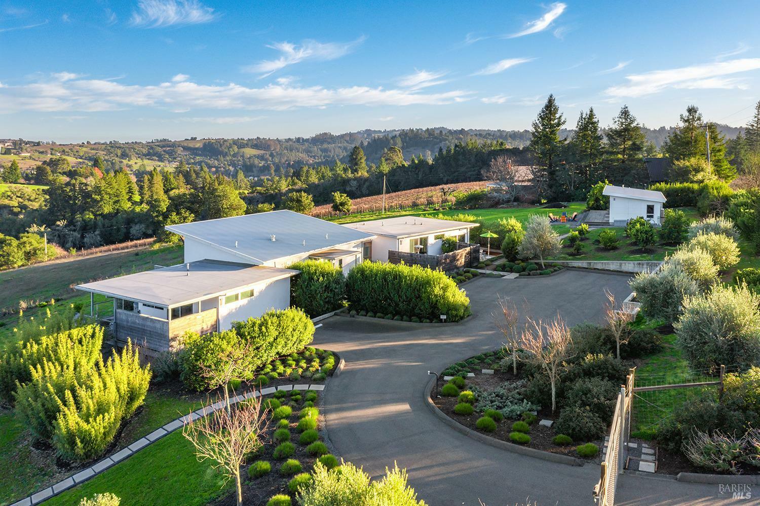 Property Photo: 505 Dusty Lane CA 95472