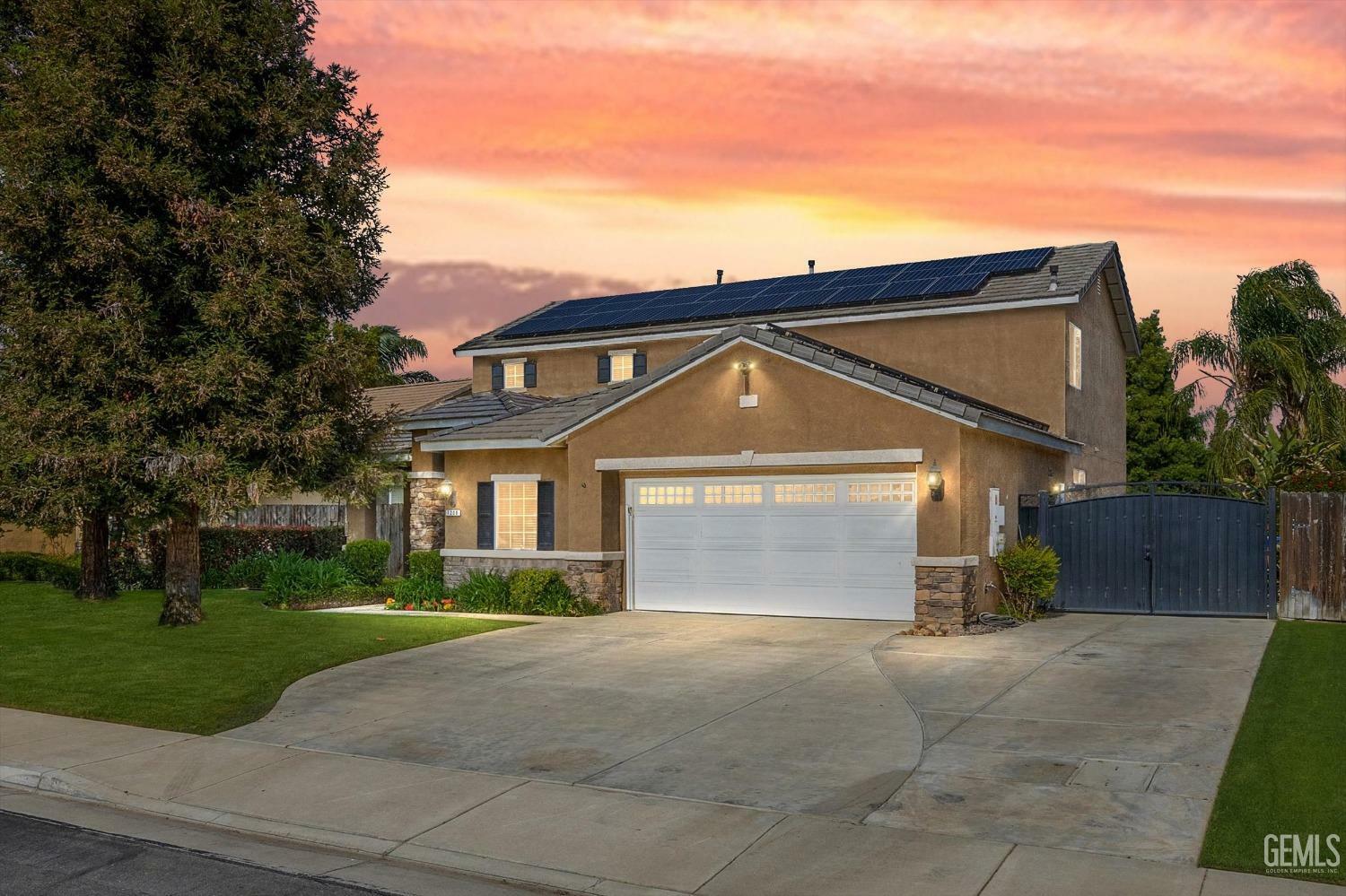 Property Photo: 7200 Ellington Drive CA 93312