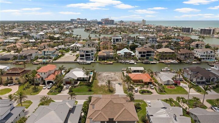 Property Photo:  224 Heron Ave  FL 34108 