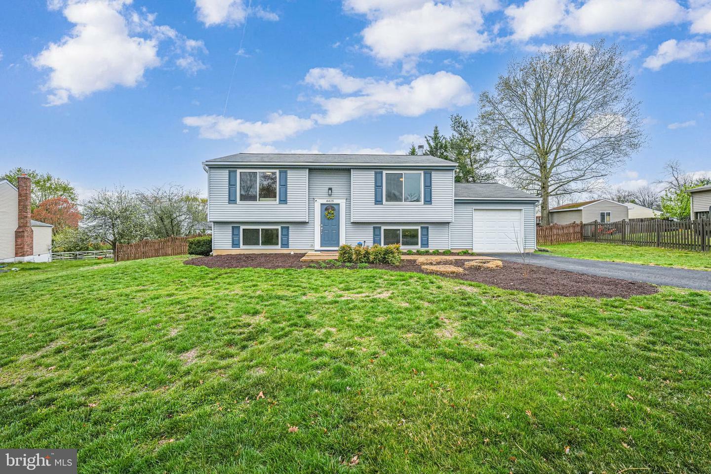 Property Photo: 4425 Cub Run Road VA 20151
