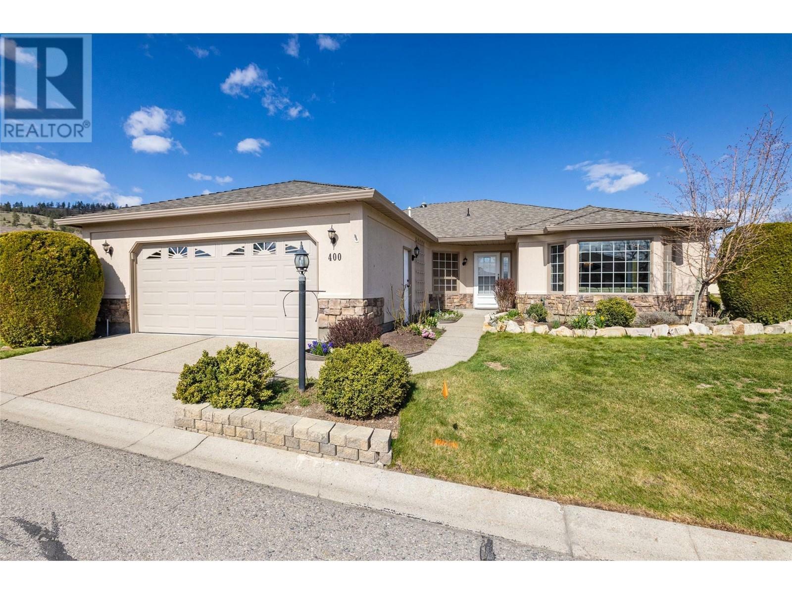 Property Photo: 595 Yates Road 400 BC V1V 1P8