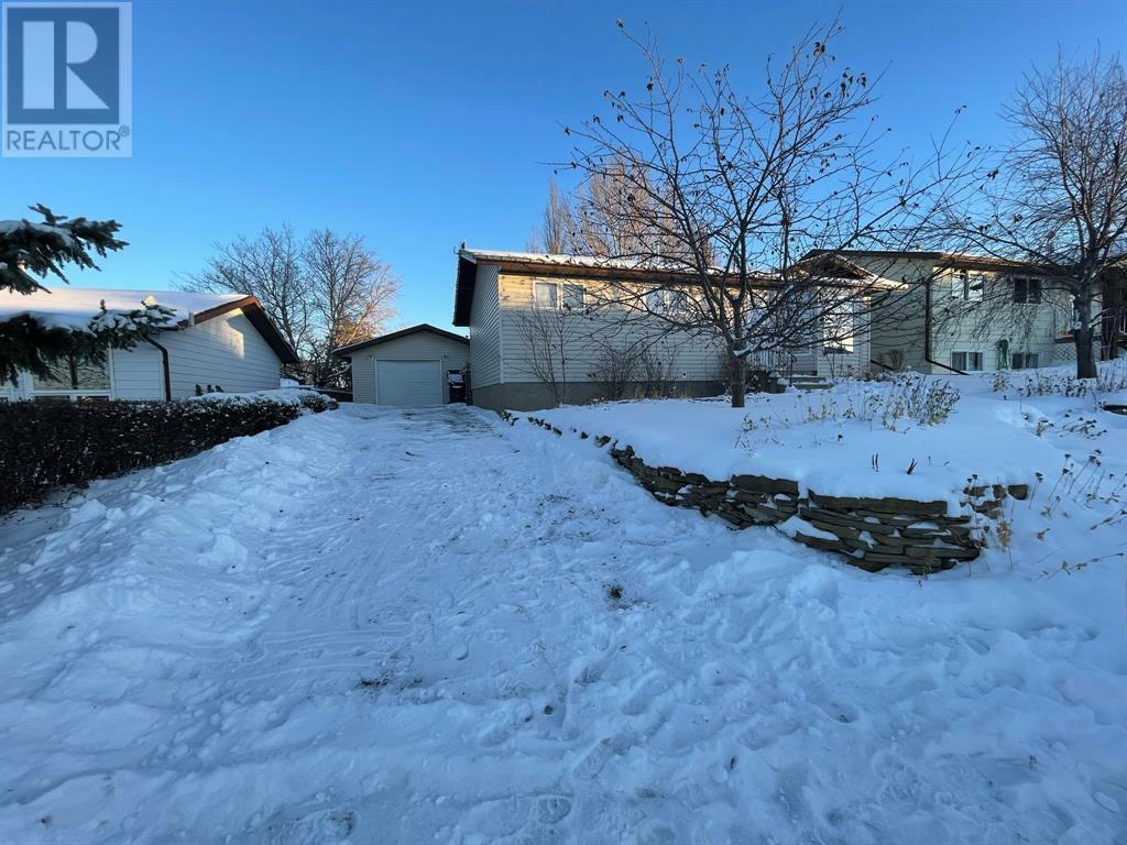 Property Photo: 5209 49 Street AB T0B 2P0