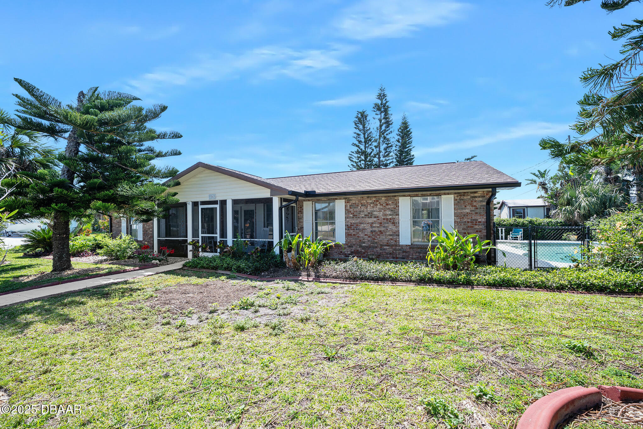 Property Photo: 26 Sunny Beach Drive FL 32176