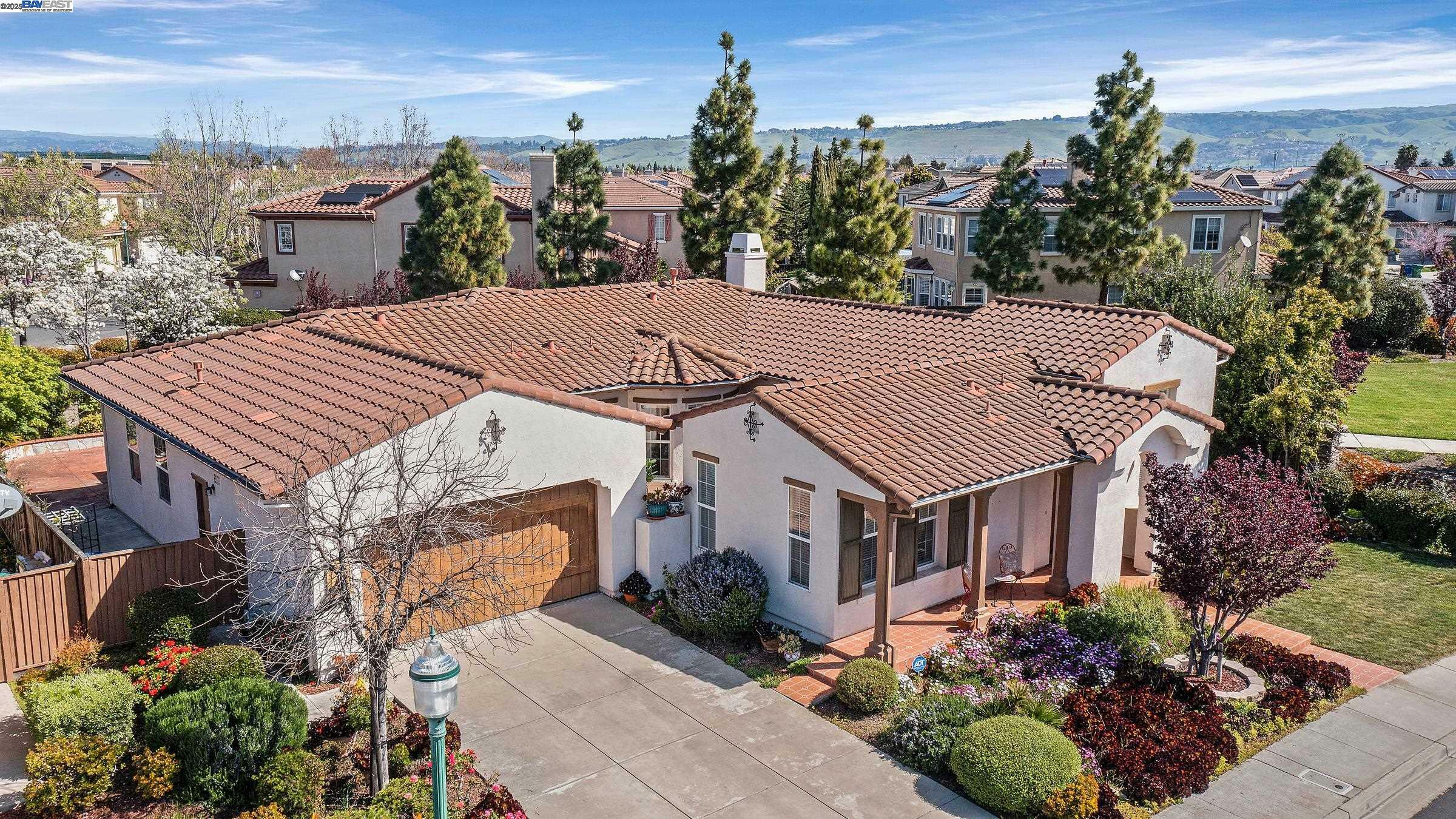 Property Photo: 2755 Breaker Ln CA 94545