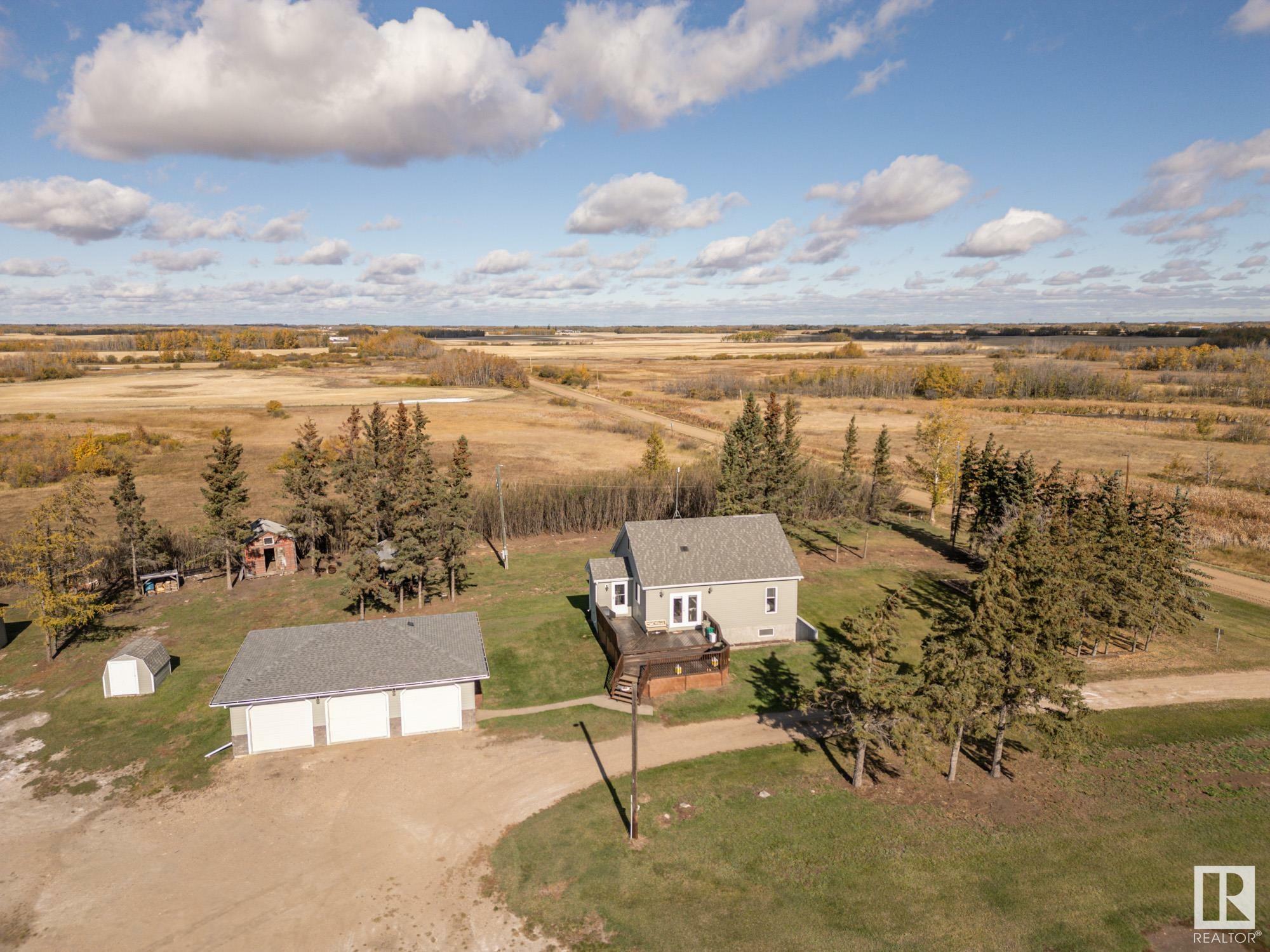 Property Photo: 531042 Rge Rd 162 AB T9C 1R3