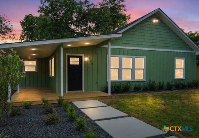 806 21st Street  Hondo TX 78861 photo