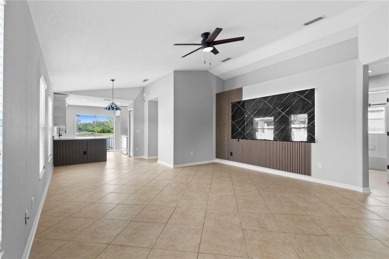 Property Photo: 10108 36th Court E FL 34219