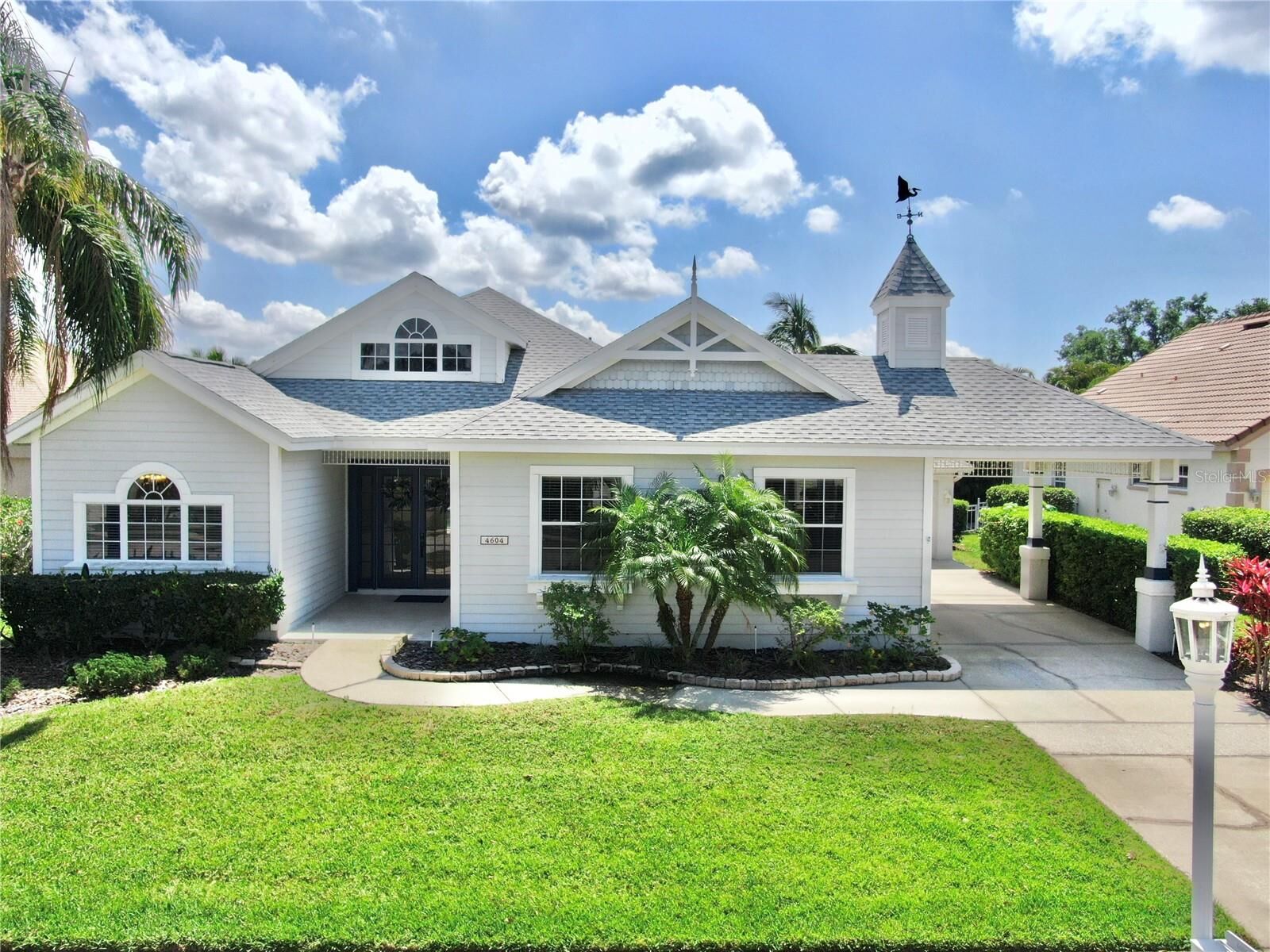 Property Photo: 4604 Blue Marlin Drive FL 34208