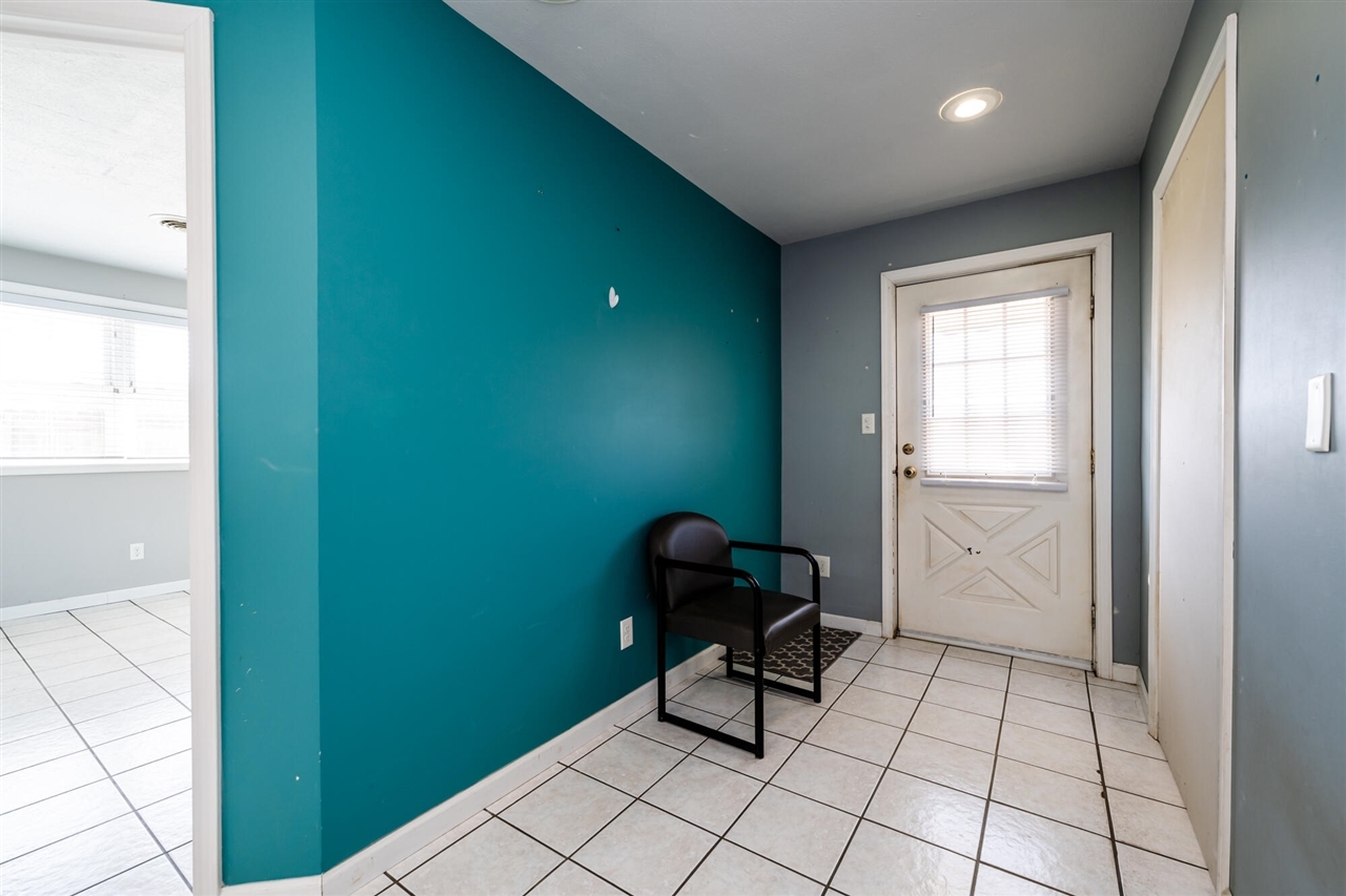 Property Photo: 4875 N Watervliet Road MI 49098-9758