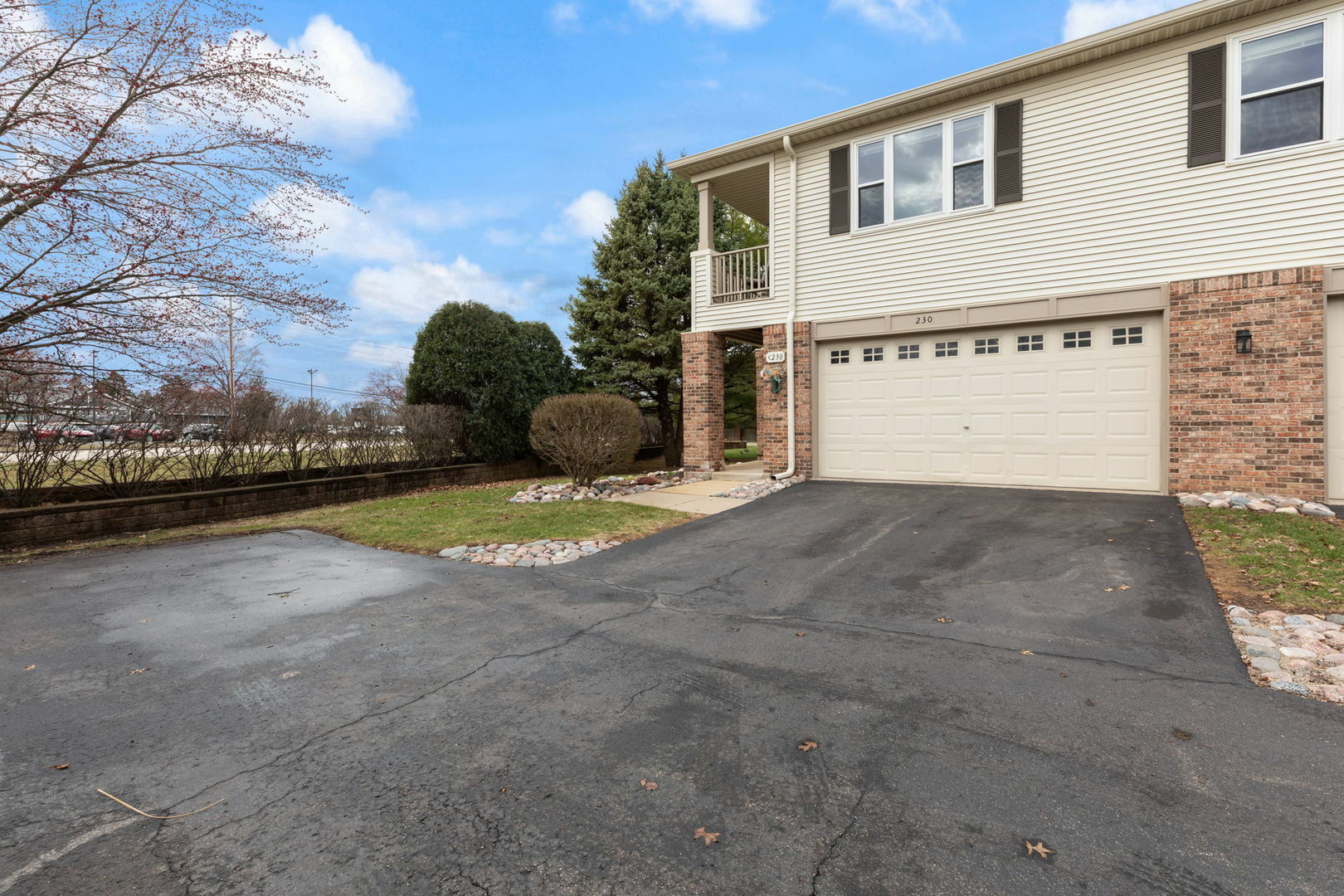 Property Photo: 230 Chesterfield Court IL 60543