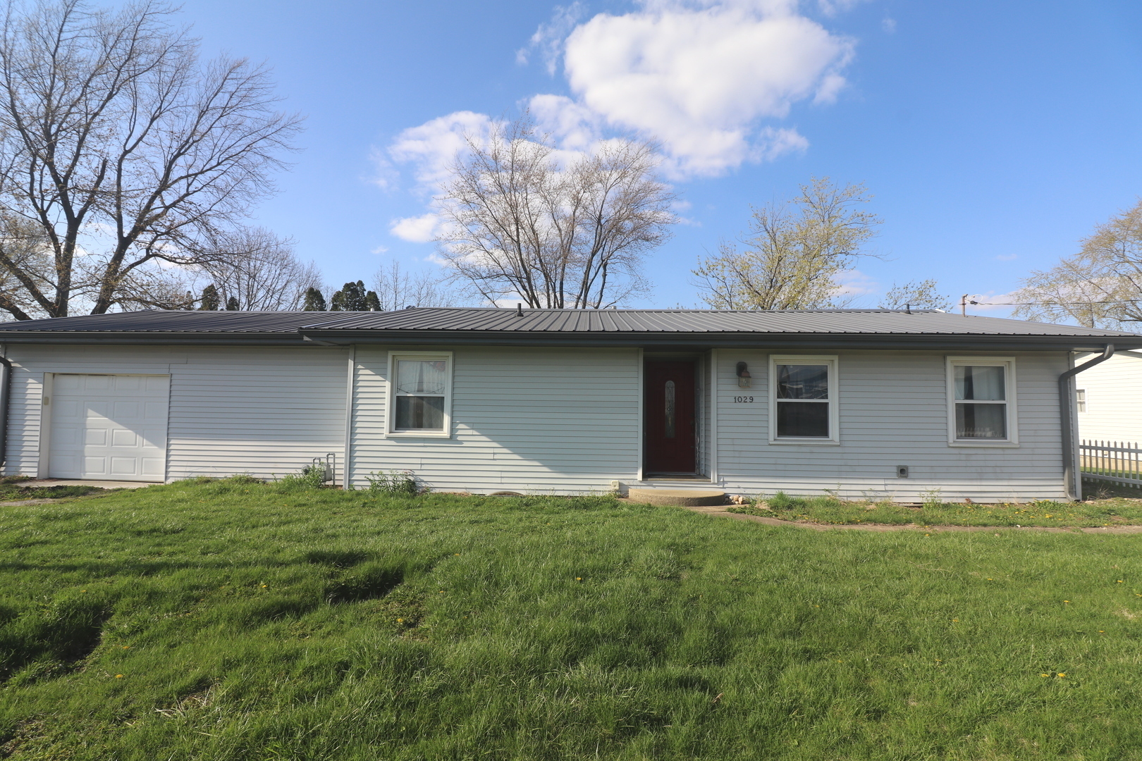 Property Photo: 1029 Jemima Street IL 61727