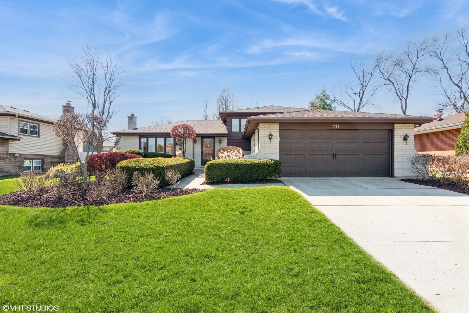 Property Photo: 7518 Cambridge Road IL 60561