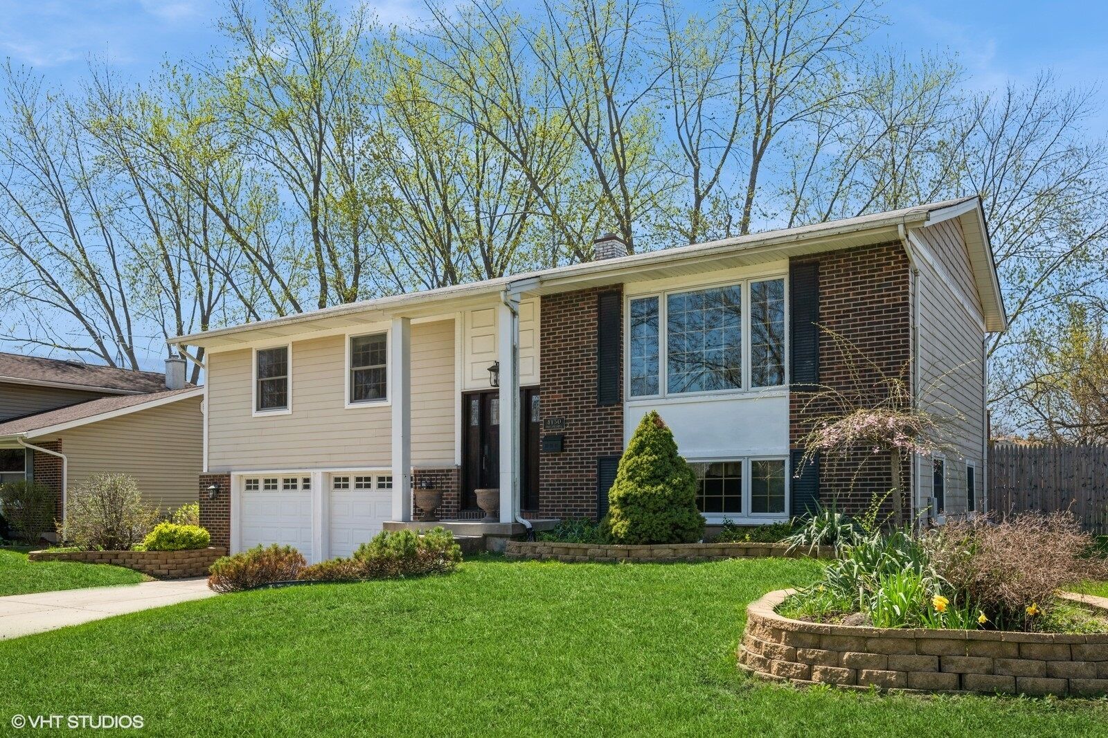 Property Photo:  4130 N Firestone Drive  IL 60192 