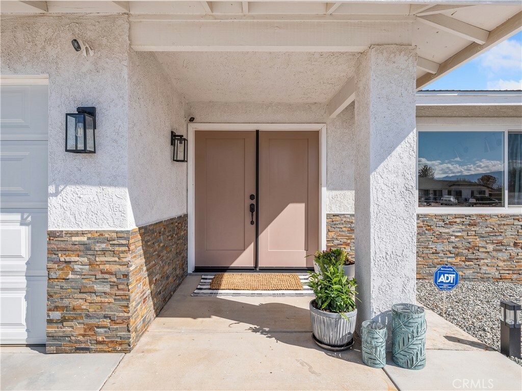 Property Photo: 22408 Isatis Avenue CA 92307