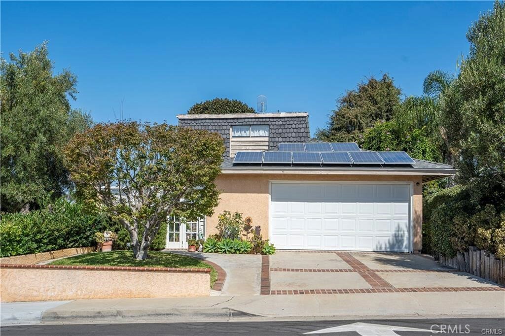 Property Photo: 1020 W 19th Street CA 92627