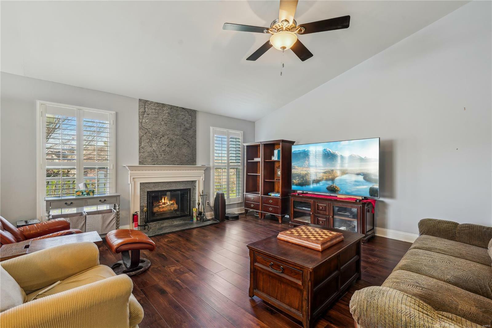 Property Photo: 910 Ridgepointe Place Circle 96 MO 63367